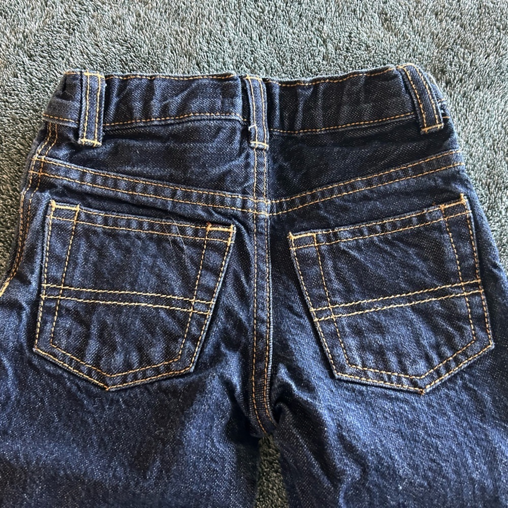 NWOT Toddler Dark Wash Relaxed-Fit Classic Jeans - Picture 5 of 7